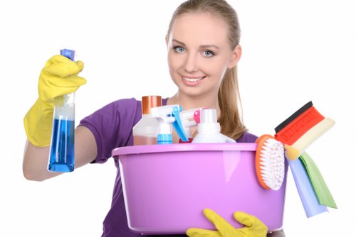 Professional curtain cleaning methods for different fabric types